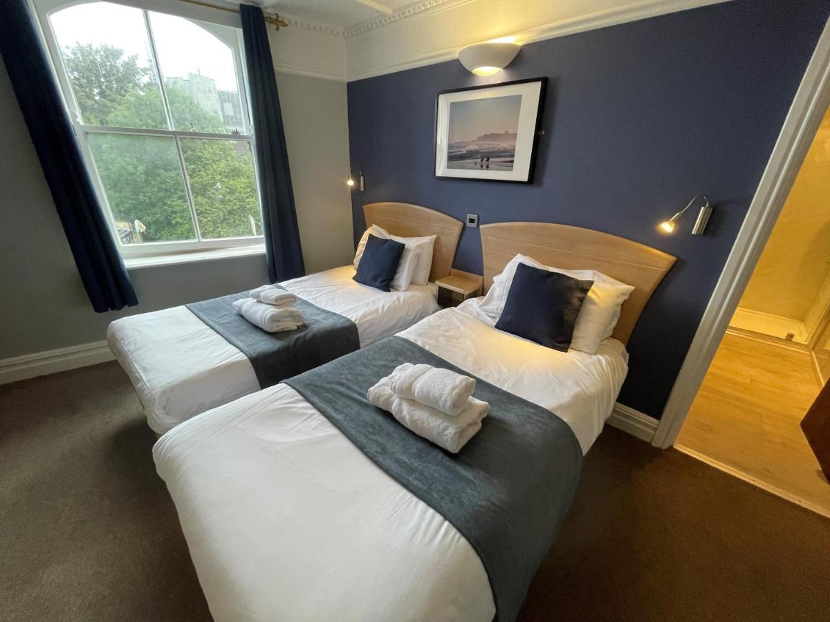 The George Hotel Whitby Extérieur photo